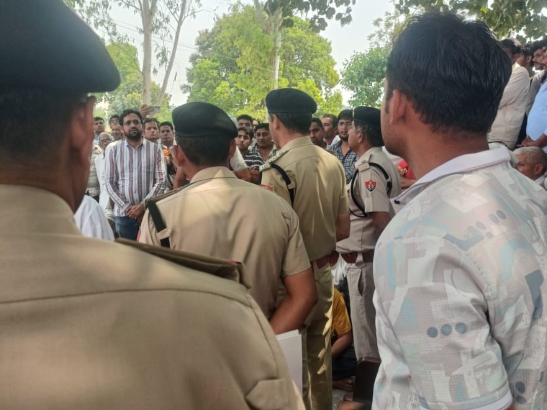 ਪੰਚਾਇਤ ਵਿੱਚ ਗੱਲ ਕਰਦਿਆਂ ਡੀਐਸਪੀ