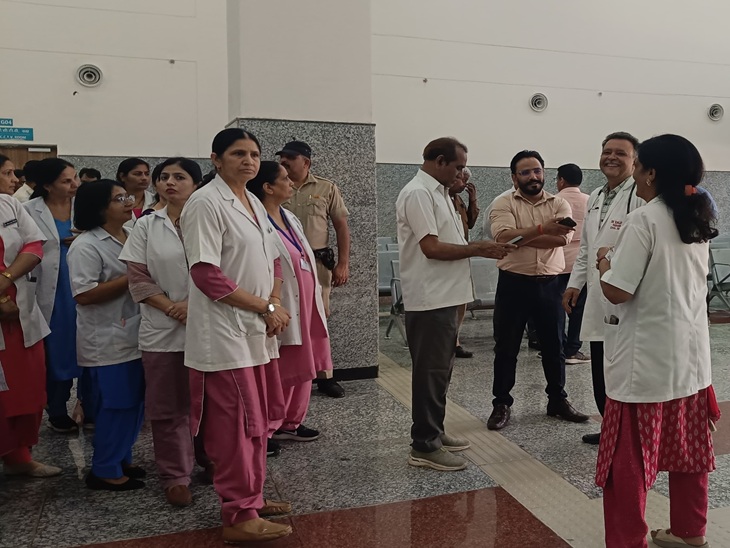 ਸੀਐਮਓ ਅਤੇ ਐਸਡੀਐਮ ਵੱਲੋਂ ਭਿਵਾਨੀ ਦਾ ਮੁਆਇਨਾ ਕਰ ਰਿਹਾ ਸੀ.