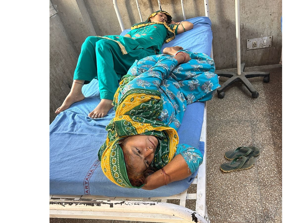 ਹਸਪਤਾਲ ਵਿੱਚ ਜ਼ਖਮੀ .ਰਤਾਂ.