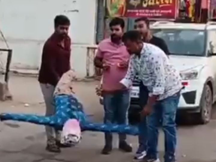 कोरबा में कांग्रेसियों ने राज्य सरकार का पुतला जलाया