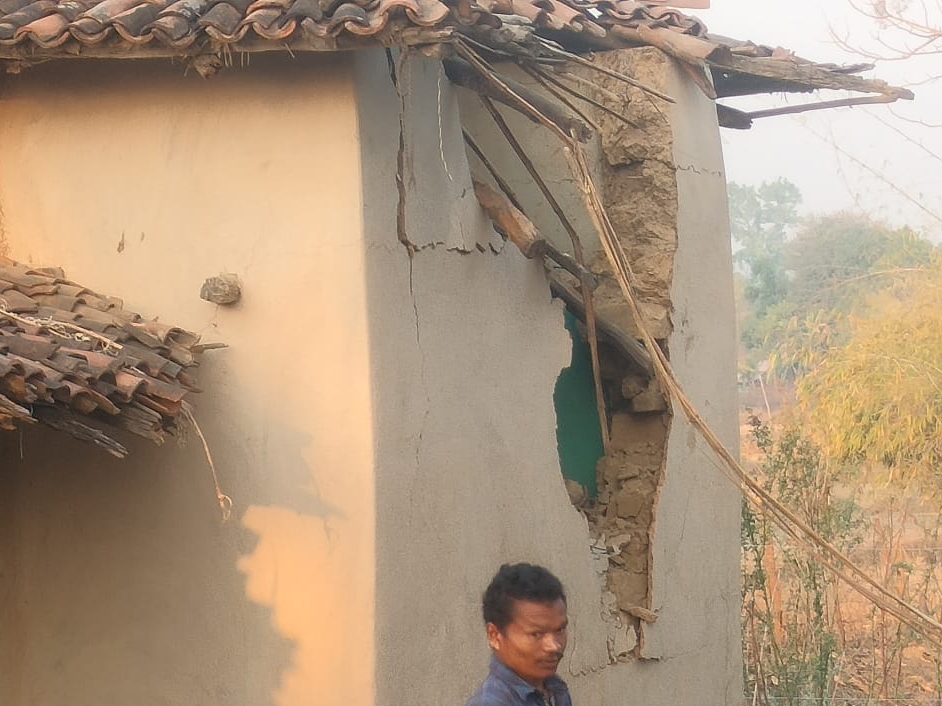 लोगों के कच्चे मकान को नुकसान पहुंचा