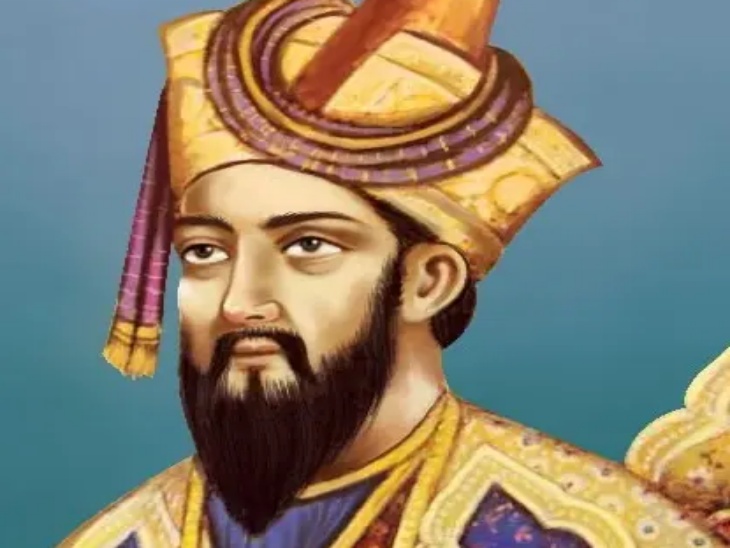 बाबर तैमूर वंशी आक्रमणकारी था। उसने पानीपत में दिल्ली के सुल्तान इब्राहिम लोदी को हराया था।