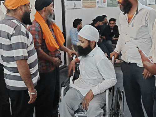 ਜ਼ਖਮੀ nevnevenet