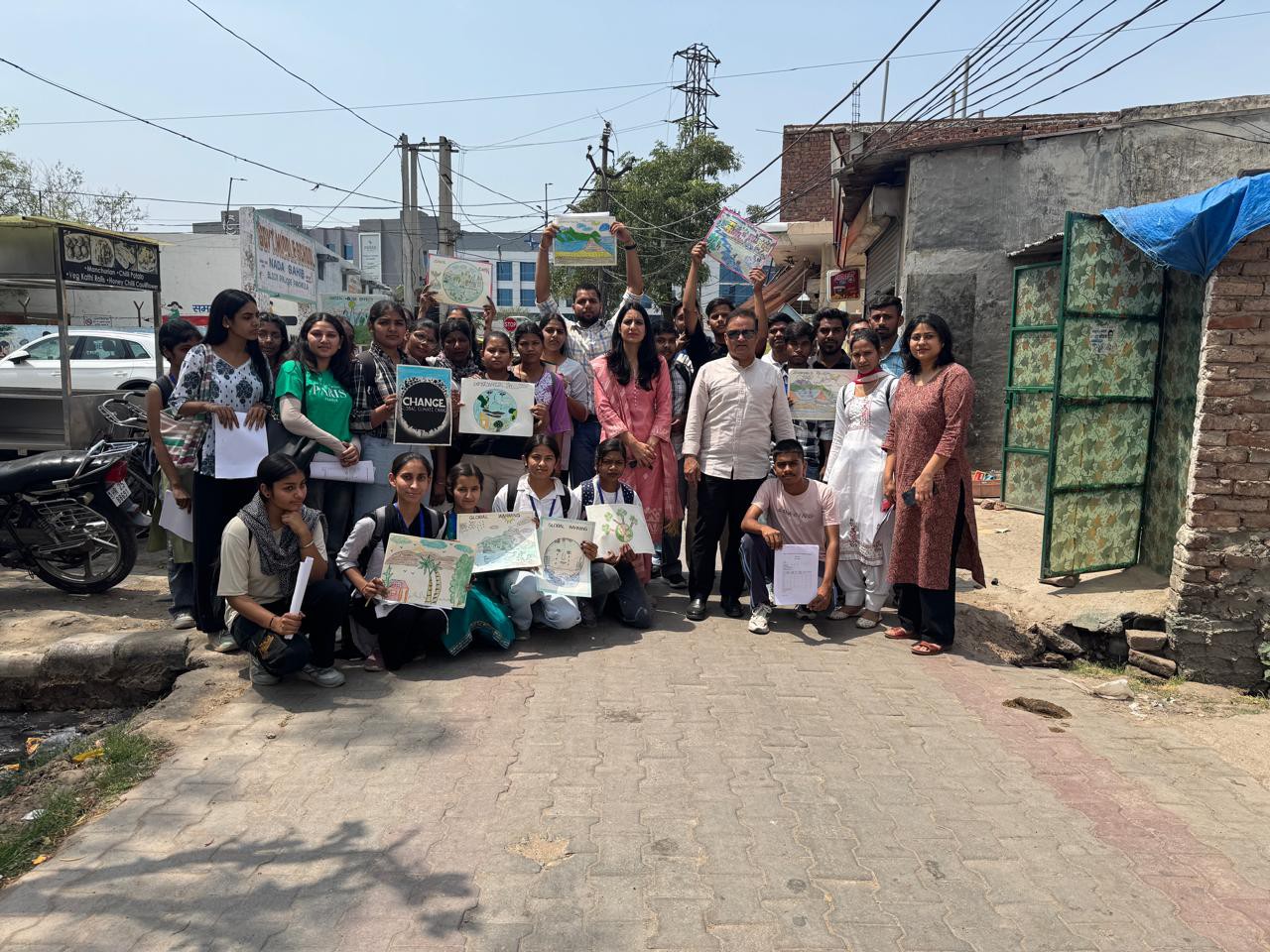 ਪੱਗ ਕਾਲਜ ਦੇ ਵਿਦਿਆਰਥੀ ਪੰਚਕੁਲਾ ਦੇ ਪਿੰਡ ਵਿੱਚ