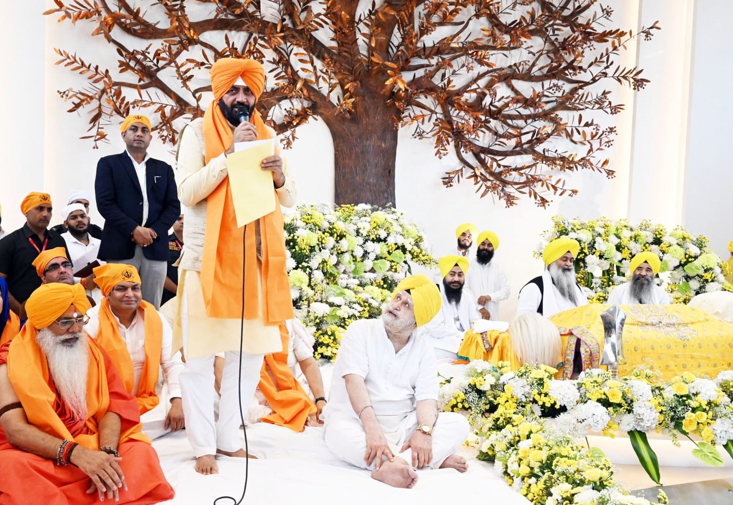 ਮੁੱਖ ਮੰਤਰੀ ਨੇ ਗੁਰੂ ਜੀ ਦੇ ਦੱਖਣੀ ਸ਼ਹਿਰਦੁਆਰਾ ਵਿਖੇ ਸਿੱਖ ਸੰਗਤ ਨੂੰ ਸੰਬੋਧਨ ਕੀਤਾ.