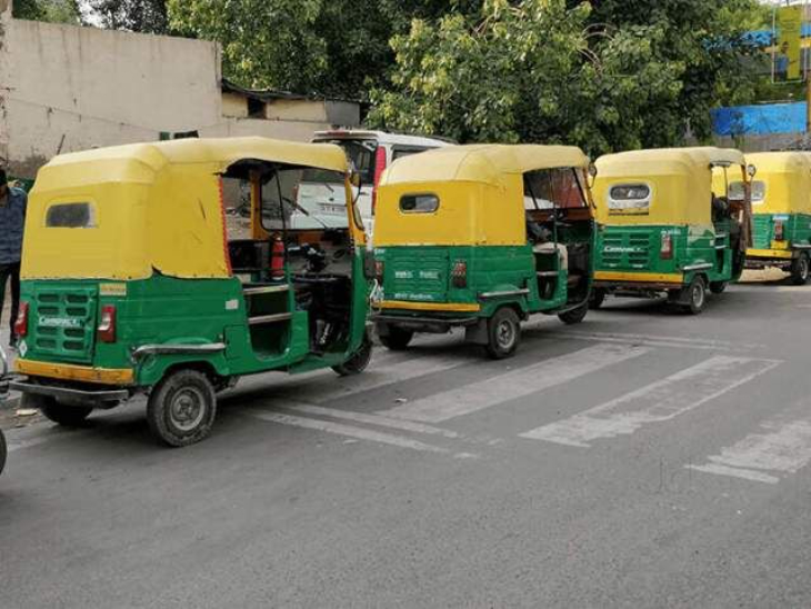 Auto rickshaw union meeting, starting fare was ~30, after that it got ...
