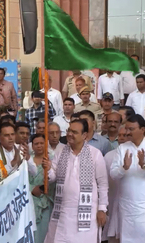 अंबेडकर जयंती के मौके पर सीएम भजनलाल शर्मा ने अंबेडकर के चार तीर्थों के लिए बस को रवाना किया।