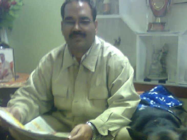 डीटीओ संजय शर्मा व उसके परिजनों के नाम यूपी में 25 बीघा जमीन-प्लॉट मिले थे।