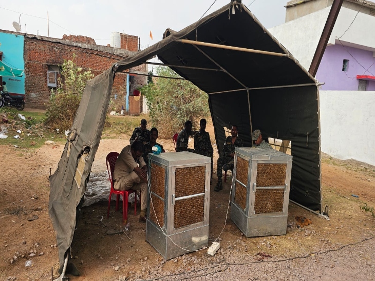 जांच के लिए पहुंची SIT टीम