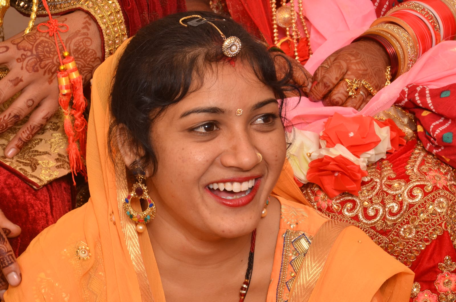 सरपंच एकता बसु।