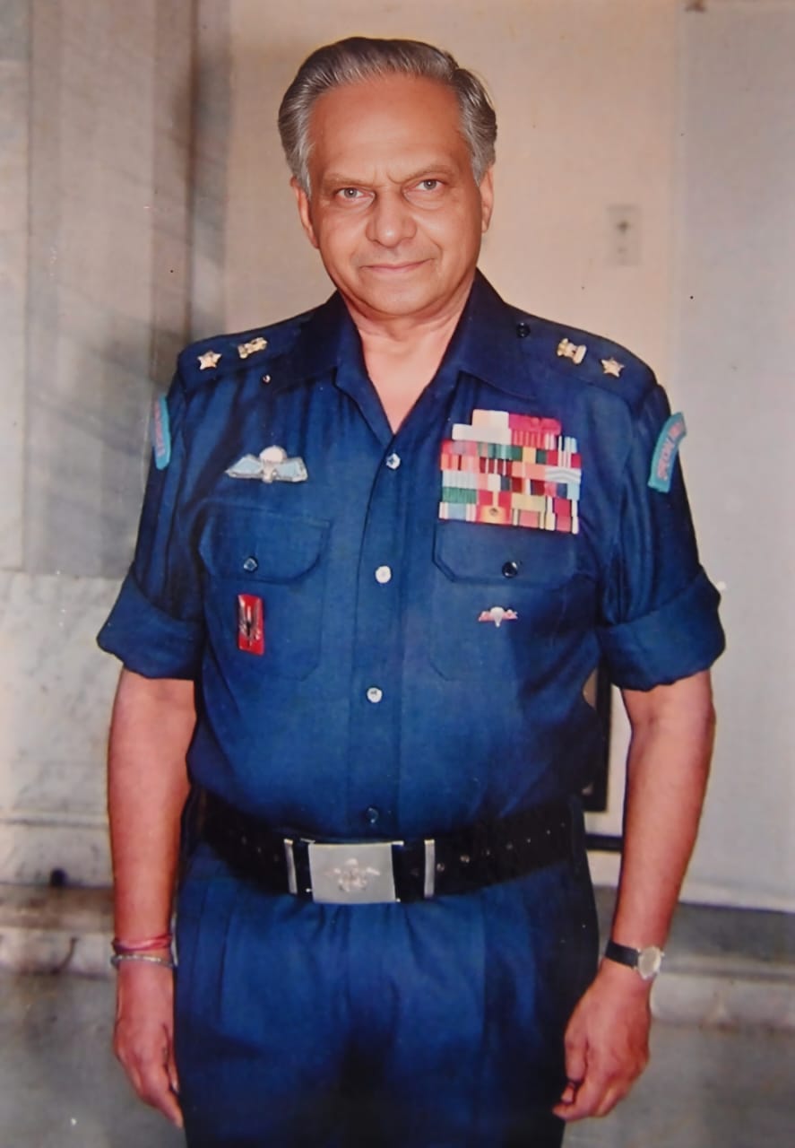 अनूप श्रीवास्तव ने कहा कि राजसी जीवन छोड़ सेना में जान की बाजी लगाने वाले भवानी सिंह जैसे योद्धा की प्रतिमा हमारे म्यूजियम के लिए गर्व का विषय है।