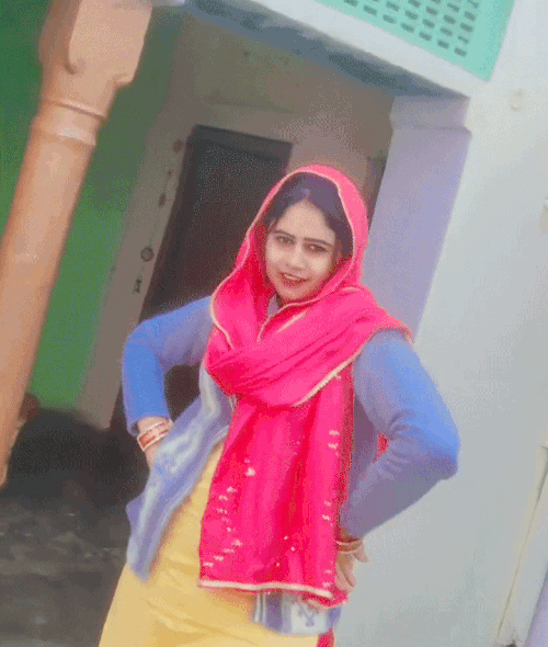 ਪ੍ਰਵੀਨ ਦੀ ਪਤਨੀ ਰਾਵੇਨਾ ਯਾਦਵ ਸੋਸ਼ਲ ਮੀਡੀਆ 'ਤੇ ਕਾਫ਼ੀ ਸਰਗਰਮ ਸੀ.