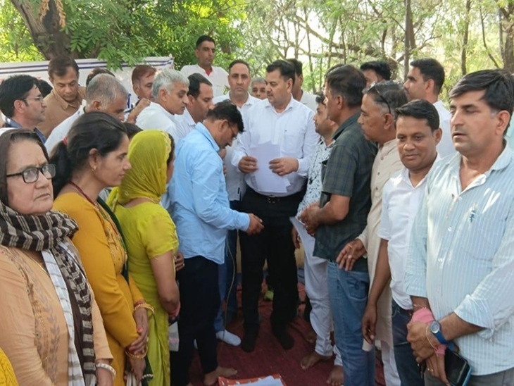 ਬੇਓ ਅਧਿਆਪਕ ਦਾ ਮੈਮੋਰੰਡਮ ਫਾਸਟ ਤੋਂ ਬਾਹਰ ਦਾ ਪ੍ਰਦਰਸ਼ਨ ਕਰਨ ਲਈ ਪਹੁੰਚਿਆ