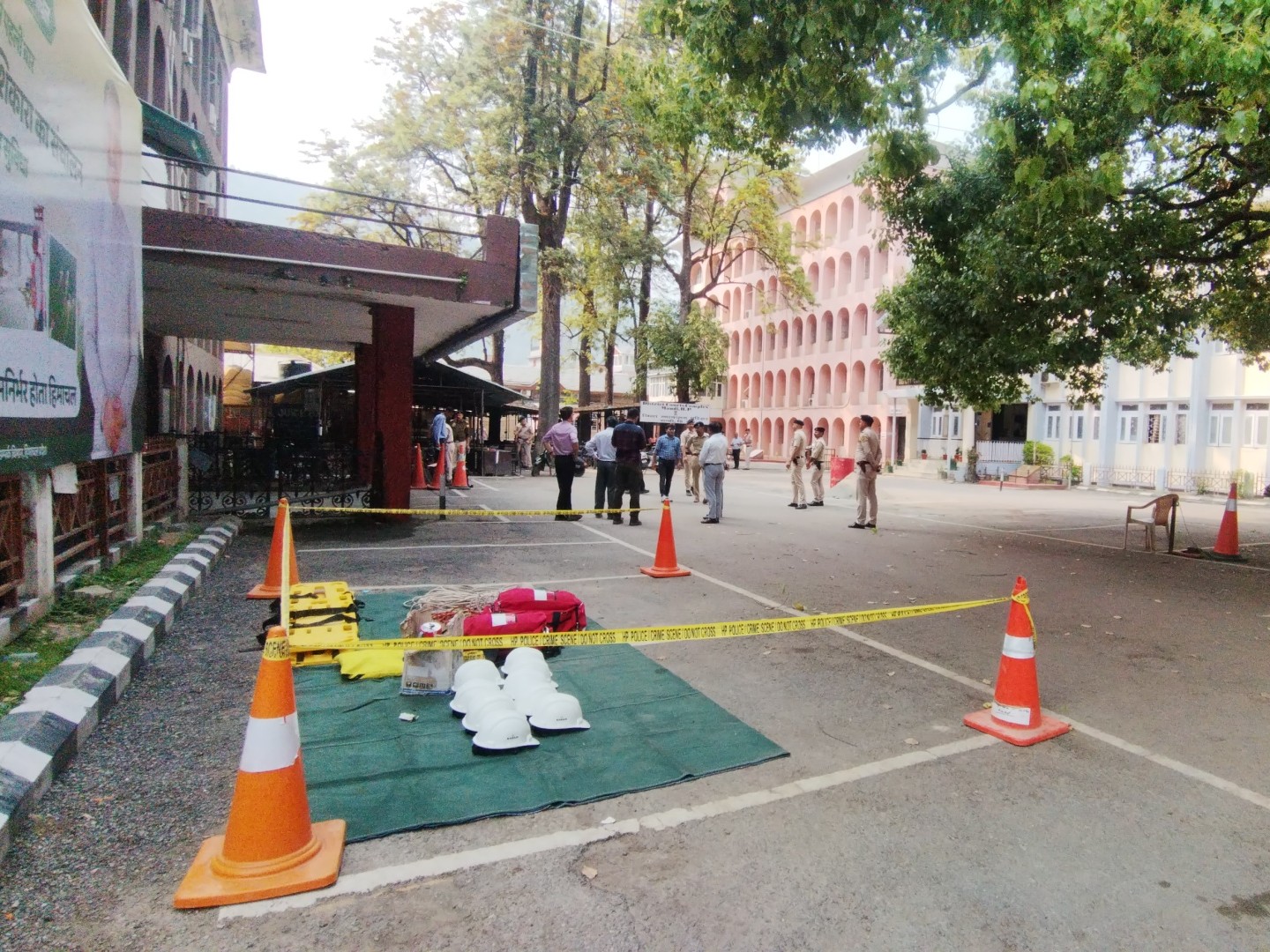 डीसी ऑफिस मंडी आज फिर करवाया गया खाली