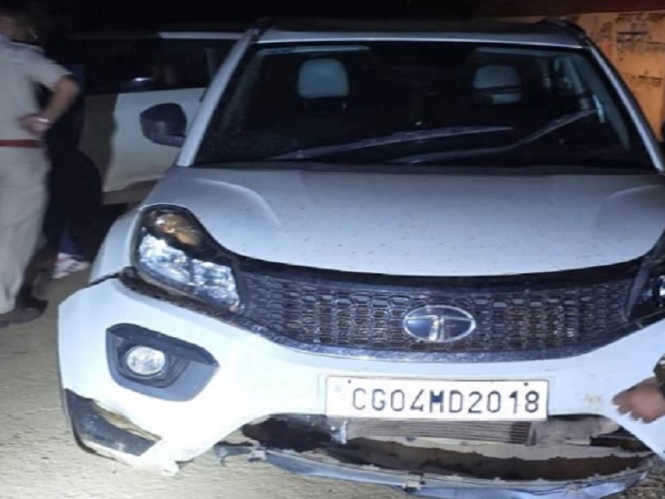 वह गाड़ी जिससे की जा रही थी शराब की तस्करी