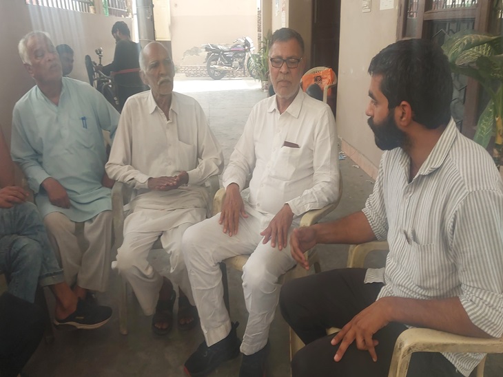 ਰੋਹਬੀਰ ਯਾਦਗਾਰ ਵਿਖੇ ਕਿਸਾਨ ਸਭਾ ਦੇ ਮੈਂਬਰ ਮਿਲਦੇ ਹਨ.