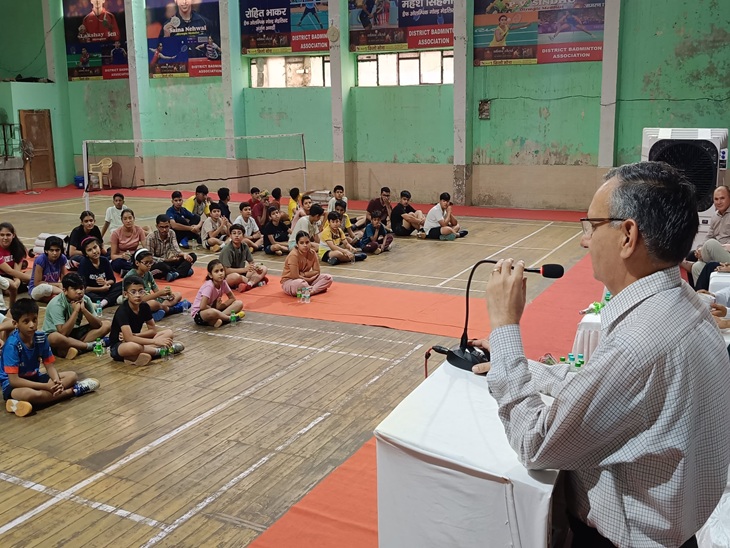 ਡੀਸੀ ਮਹਾਵਰ ਕੌਸ਼ਿਕ ਜ਼ਿਲ੍ਹਾ ਪੱਧਰੀ ਬੈਡਮਿੰਟਨ ਮੁਕਾਬਲੇ ਦੇ ਉਦਘਾਟਨ ਆ ਪਹੁੰਚੇ.