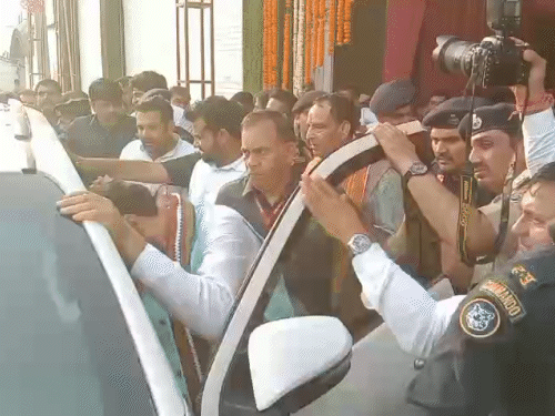 ਮੁੱਖ ਮੰਤਰੀ ਨਾਇਬ ਸੈਣੀ ਪ੍ਰਿੰਸ ਦੀ ਰੁੱਤ ਵਿੱਚ ਪਹੁੰਚੀ, ਭਾਜਪਾ ਦੇ ਰਾਜ ਪ੍ਰਧਾਨ ਮਹਾਂਲੀ ਬੈਰੋਲੀ ਦੇ ਭਗੌੜੇ.