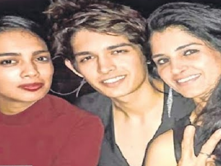 Lakshya's girlfriend Ashpriya Banerjee, Lakshya and Sunita Singh Lather.
