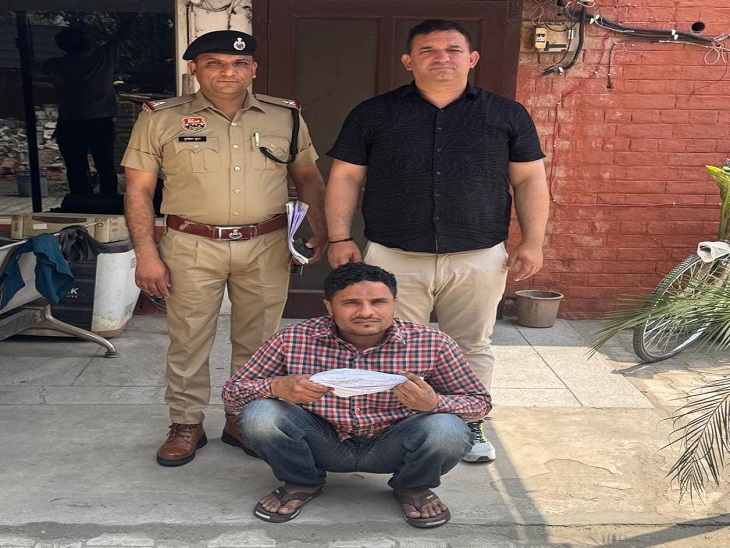 ਮੁਲਜ਼ਮ ਉੱਤਰ ਪ੍ਰਦੇਸ਼ ਵਿੱਚ ਸ਼ਮਾਲੀ ਦੇ ਰਹਿਣ ਵਾਲੇ ਹਨ.