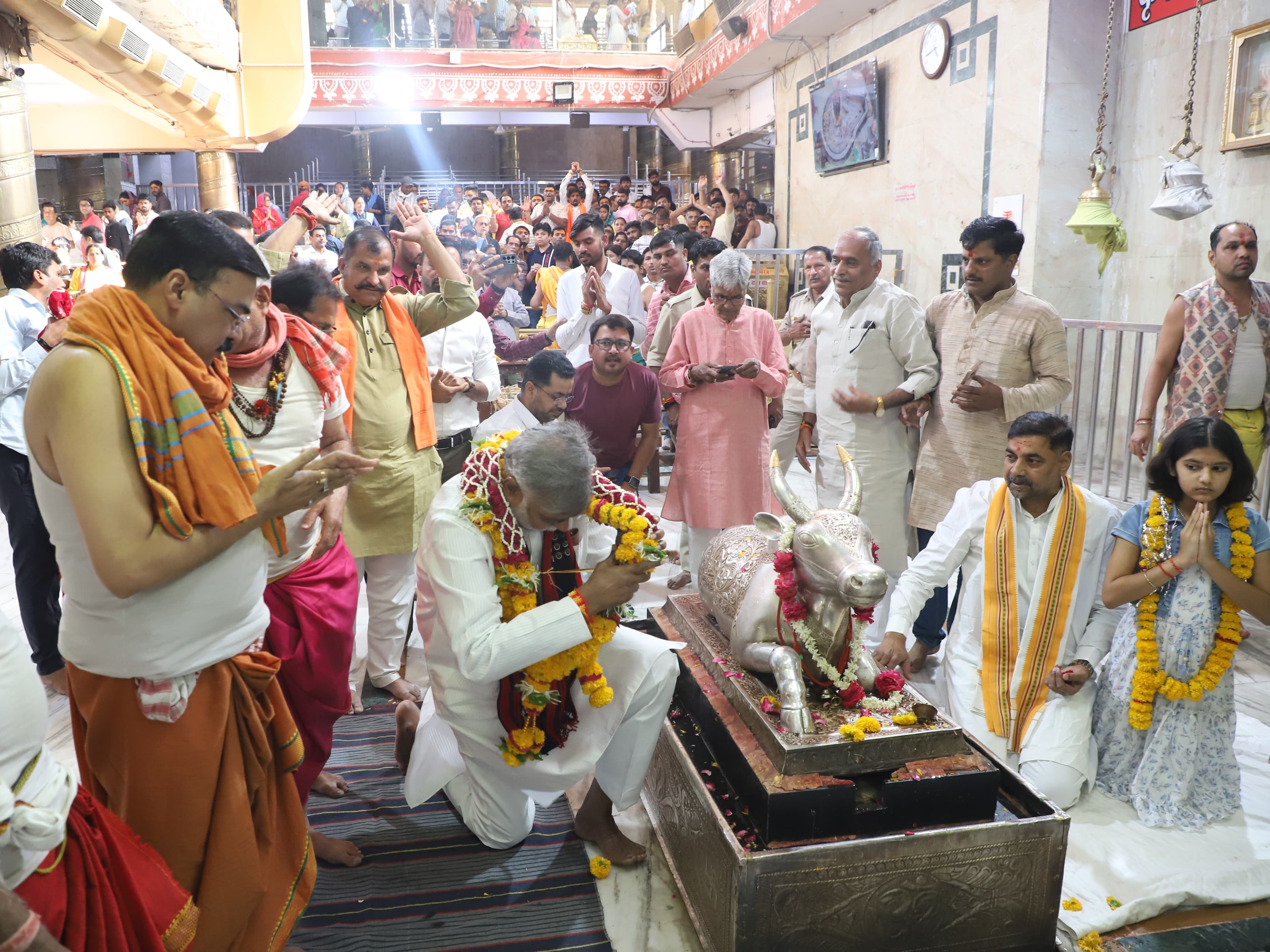 Minister Prahlad Patel visited Baba Mahakal | मंत्री प्रहलाद पटेल ने ...