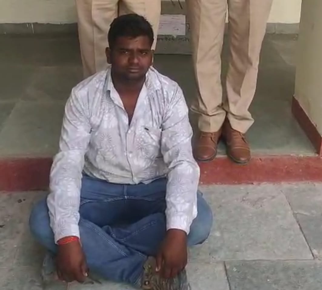 प्रकाश माली, जलोर पुलिस की गिरफ्तारी में बजरी खनन का आरोपी