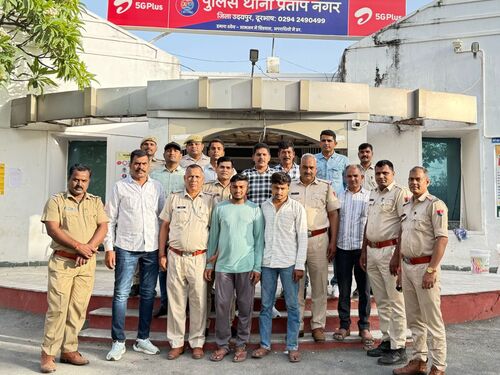 पुलिस ने हत्या के 48 घंटे बाद दोनों आरोपियों को गिरफ्तार कर लिया।