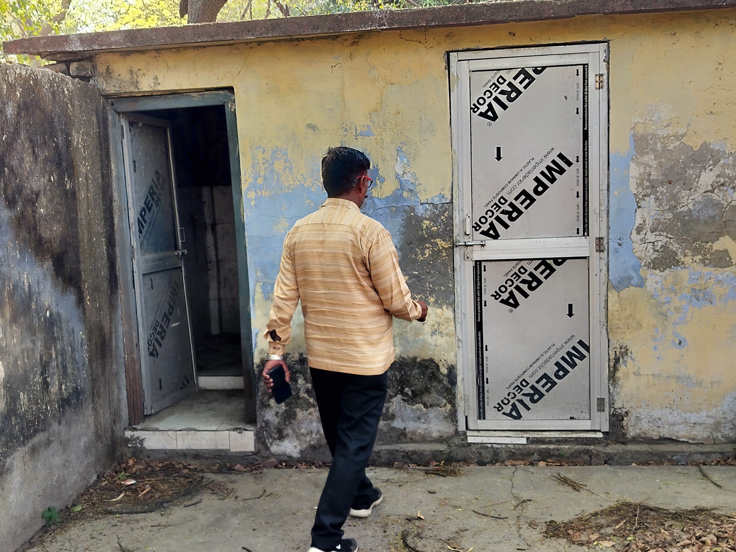 Lack of basic facilities in Rudauli block headquarters in Ayodhya