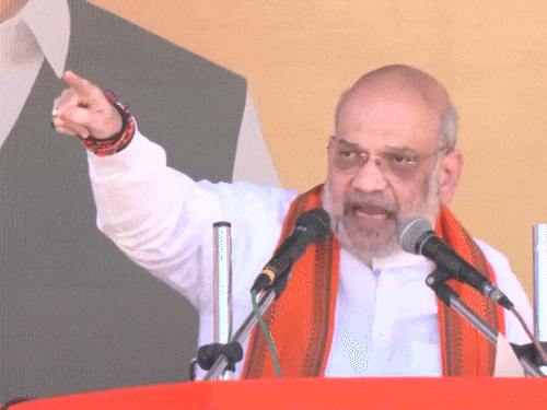 केंद्रीय मंत्री अमित शाह समेत तीन नेताओं की हत्या की धमकी देने वाली वॉट्सऐप चैट लीक होने के बाद मोगा पुलिस ने केस दर्ज कर 2 लोगों को गिरफ्तार किया है। - Dainik Bhaskar