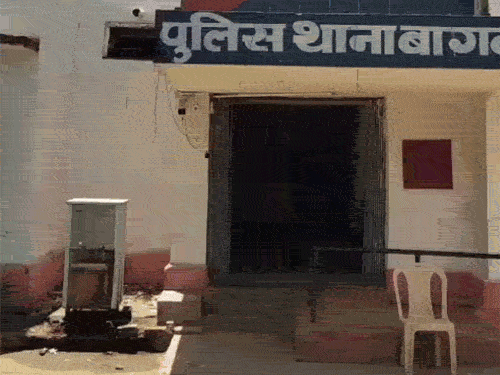 डोंगरगढ़ में दोस्त को ढाई लाख रुपये दिए उधार की वसूली के लिए ठेकेदार ने उसकी हत्या के लिए 5 से 6 लाख की सुपारी दे दी। - Dainik Bhaskar