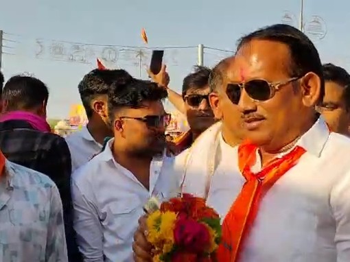 जनजागरूकता यात्रा में विधायक का स्वागत किया गया।