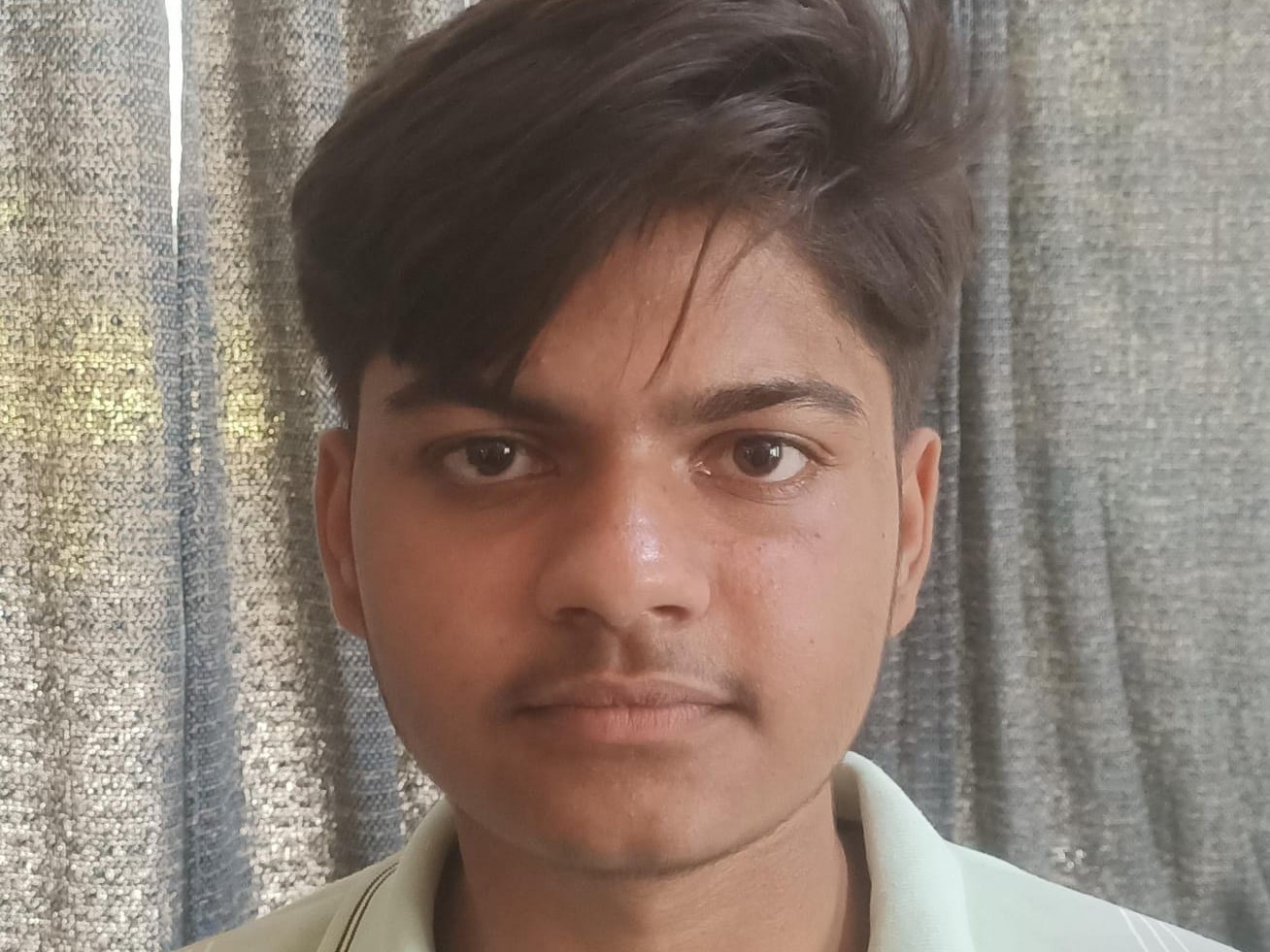 Plumber's daughter became inter topper in Bijnor | बिजनौर में इंटर टॉपर ...