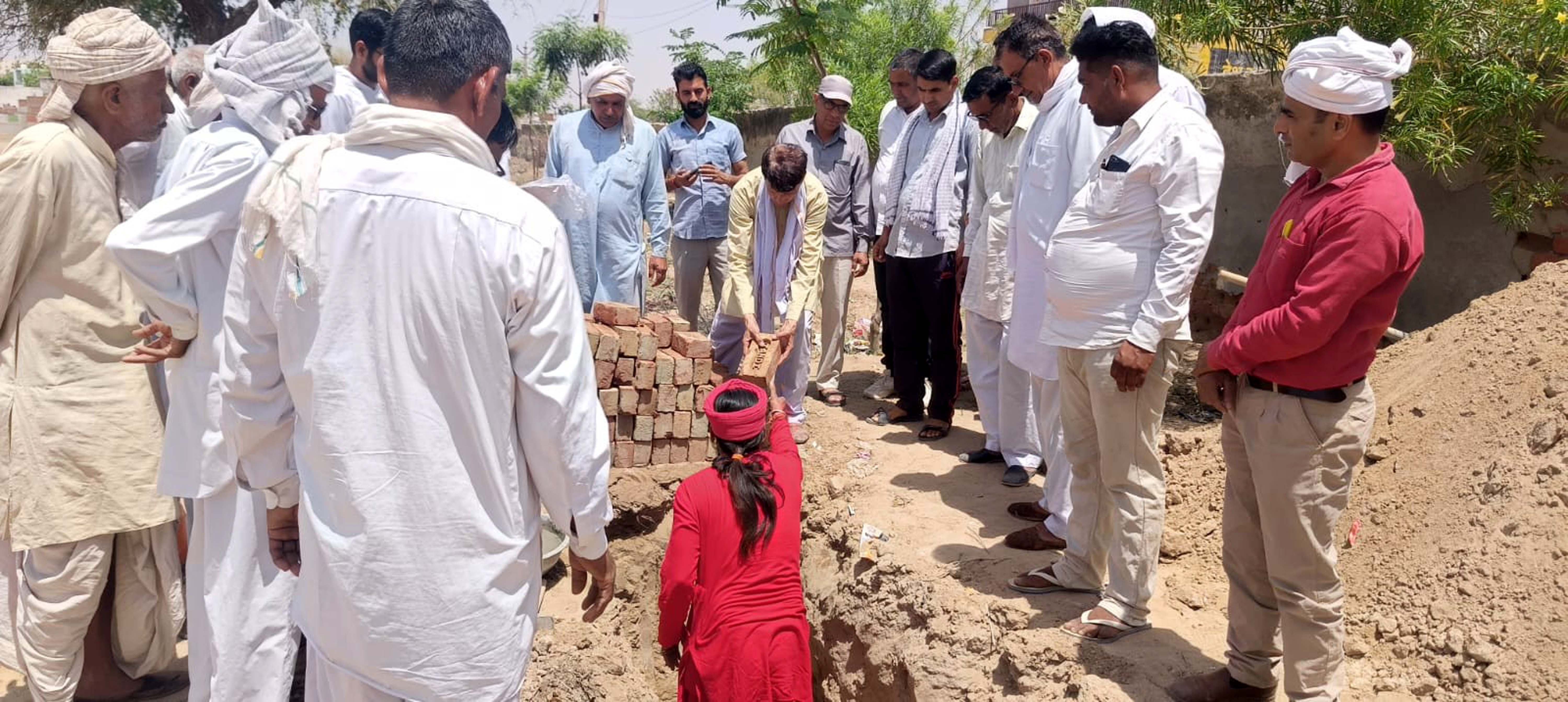Foundation stone laying and Bhoomi Pujan of the main gate of Dadrewa School