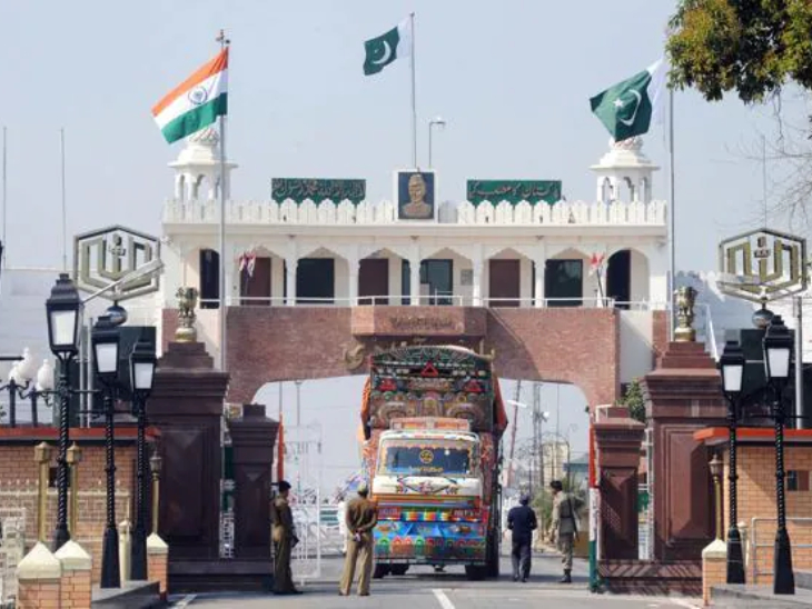 बॉन्डेड वेयरहाउस में लेबल और दस्तावेजों को बदलकर अलग देश का ओरिजिन दर्शाया जाता है। - Dainik Bhaskar