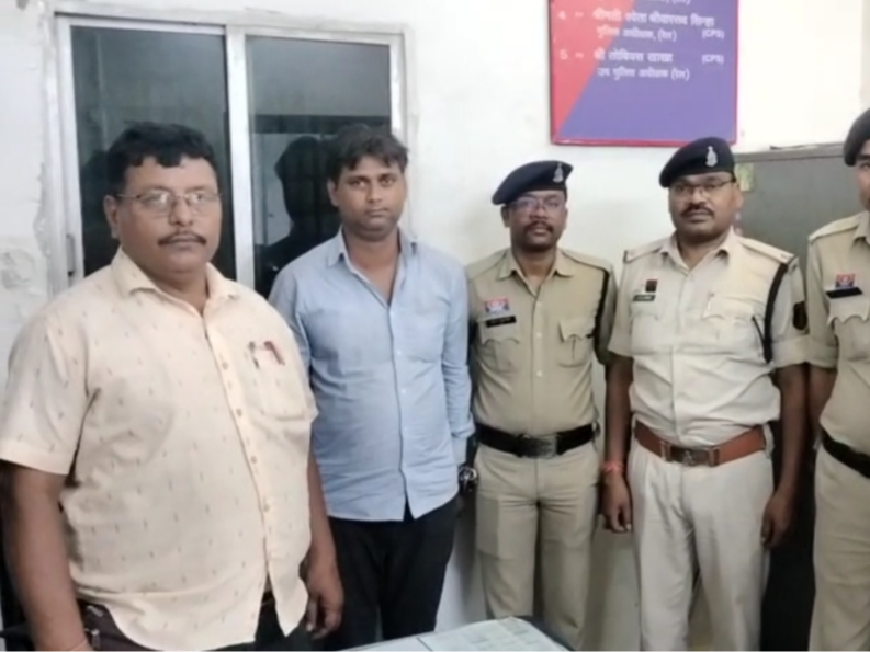 आरोपी के खिलाफ केस दर्ज कर उसे गिरफ्तार किया गया है। - Dainik Bhaskar