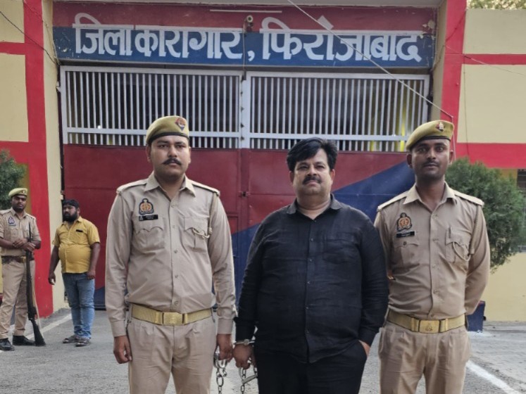 फर्जी दस्तावेजों से जमीन हड़पने के मामले में बसपा नेता समेत दो भाई गिरफ्तार। - Dainik Bhaskar