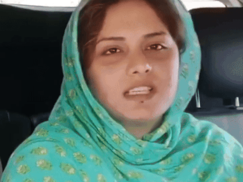 Pakistani wife Meenal Ahmed Khan of Jawan Munir Khan.