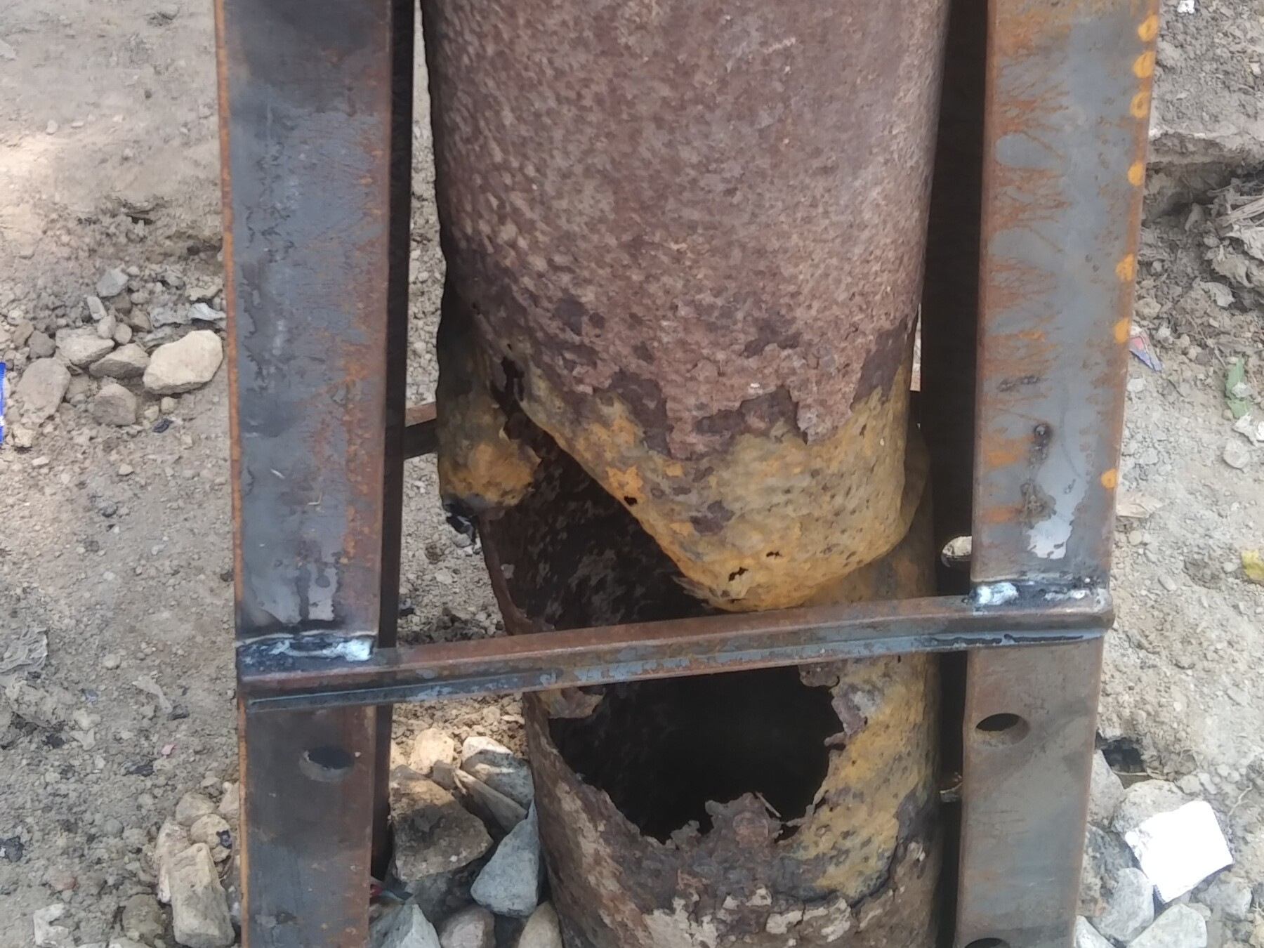 Replaced the dilapidated electric pole at Mawai intersection | मवई ...