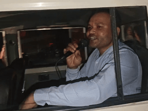 Army employee announcing people in the cantonment area.