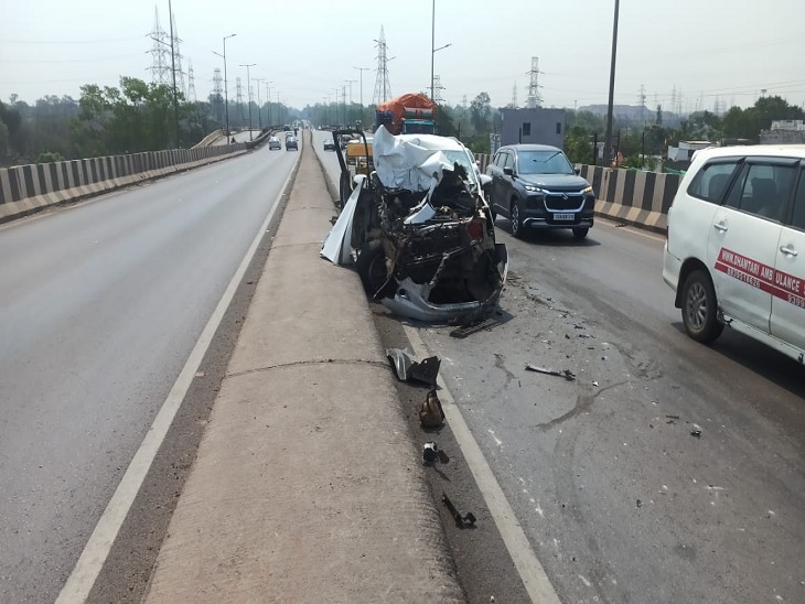 तेज रफ्तार इनोवा कार ट्रक के पीछे से टकराई