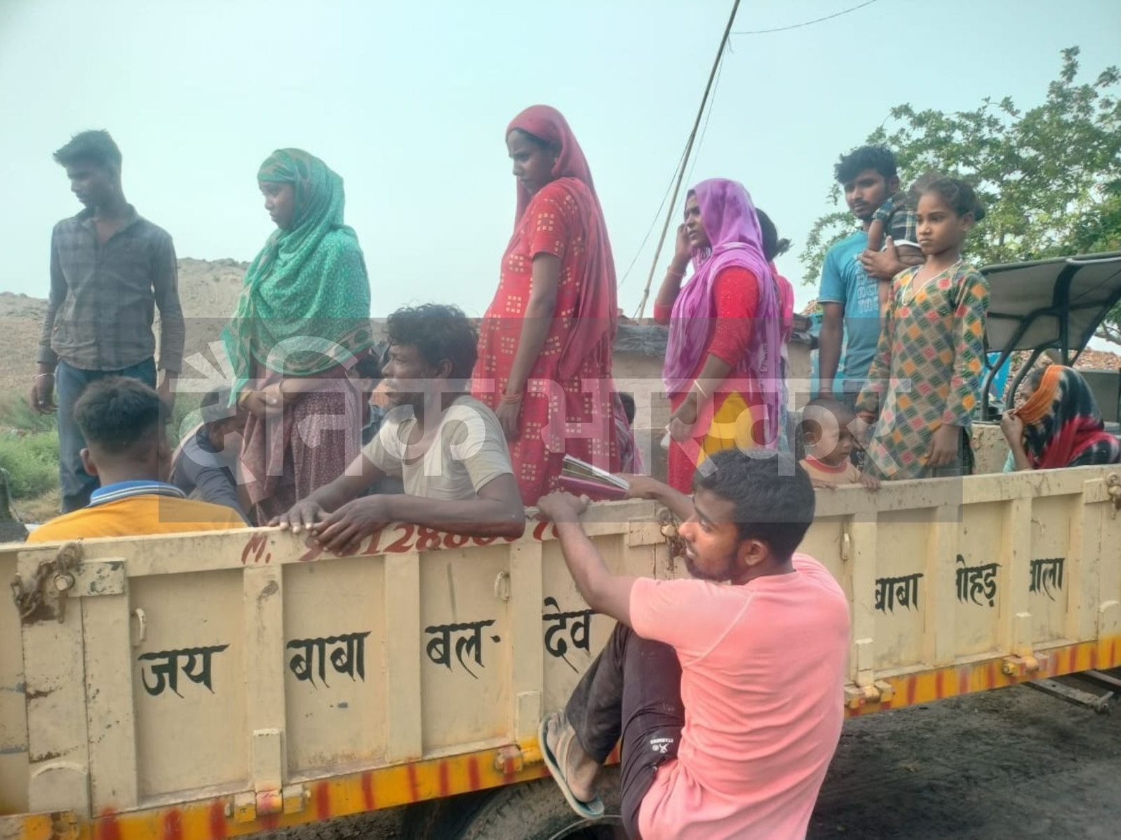 In Hansi, the police took the Bangladeshis in tractor trolleys by grabbing brick kilns.