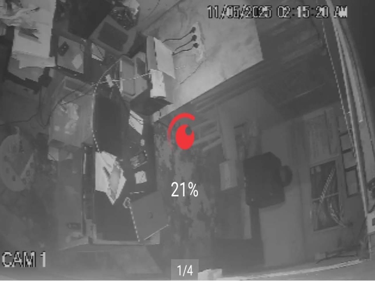 रात में CCTV देखा कि कुछ सामान वहां नहीं है, तब उन्हें शंका हुई