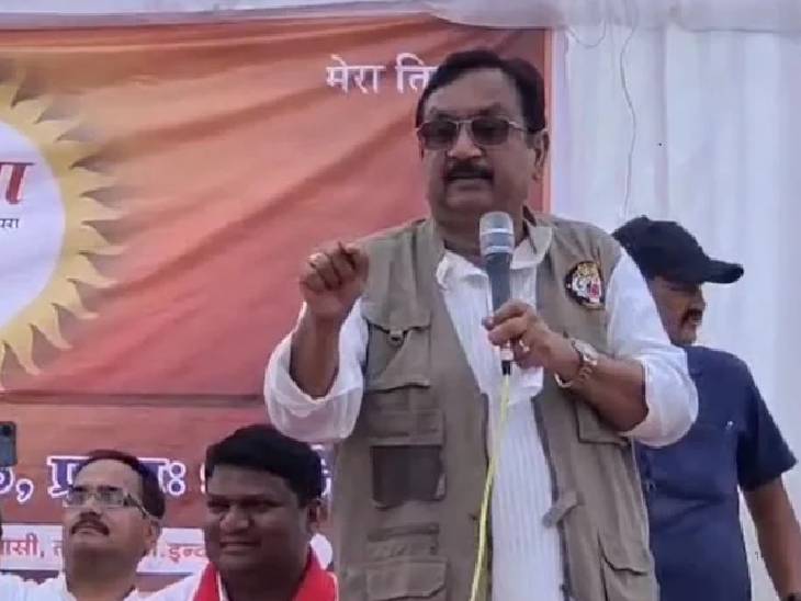 विजय शाह रविवार को महू के रायकुंडा गांव में एक कार्यक्रम में शामिल हुए थे।