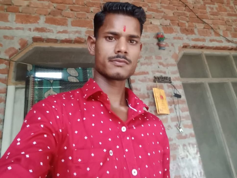 A young man died after a tractor overturned in Barabanki | बाराबंकी में ...