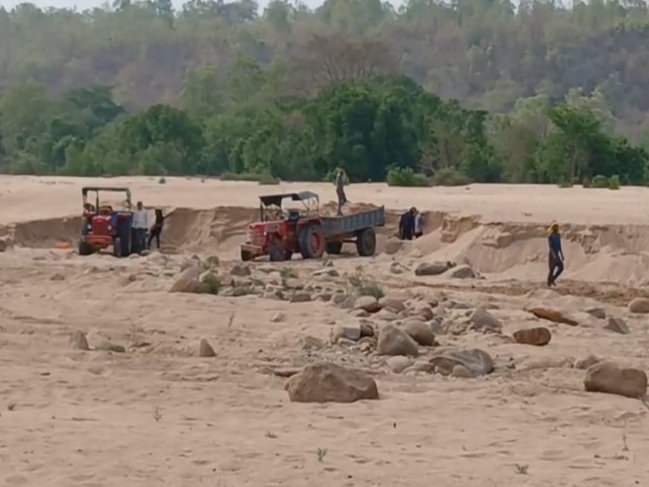 सरहद पर लंबे समय से रेत की तस्करी