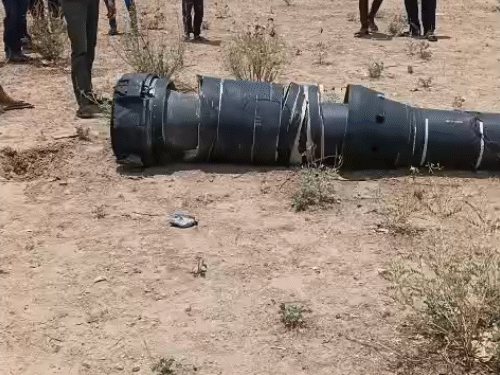 In Phalodi's Dhani, where the missile fell, there was a deep pit.