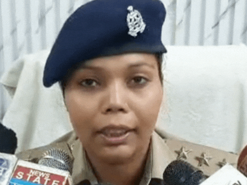 CO नई मंडी रुपाली राय चौधरी ने बताया- वीडियो की जांच की जा रही है।