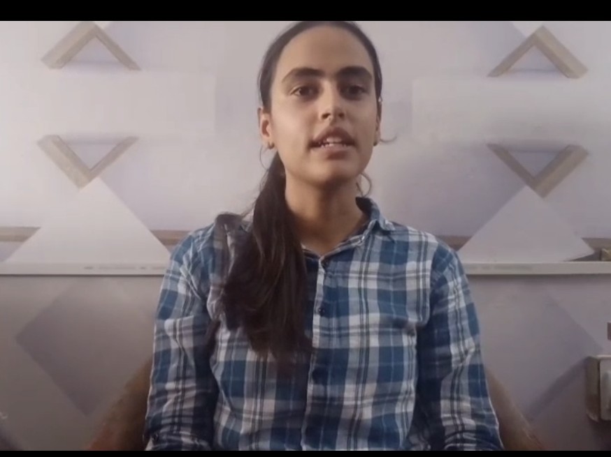 दूसरा स्थान प्राप्त करने वाली स्टूडेंट शगुन।