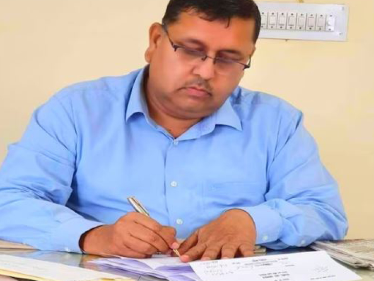 एएसपी सुरेंद्र शर्मा पर सवाईमाधोपुर में कई विभाग के अफसरों-कर्मचारियों से वसूली का आरोप है।
