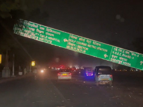 Trees and signboards fell in Delhi-NCR on Wednesday due to thunderstorms.